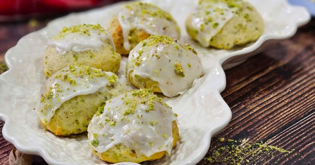 Pistachio Ricotta Cookies