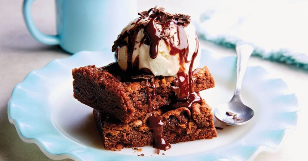 Serving Hot Chocolate fudge